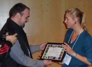 Xavier Escuté i Gasulla from FCLP receives the official Membership Certificate of the European Rewilding Network.