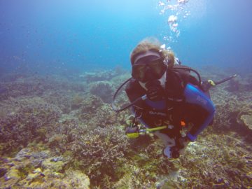 Laurien Holtjer diving in Raja Ampat